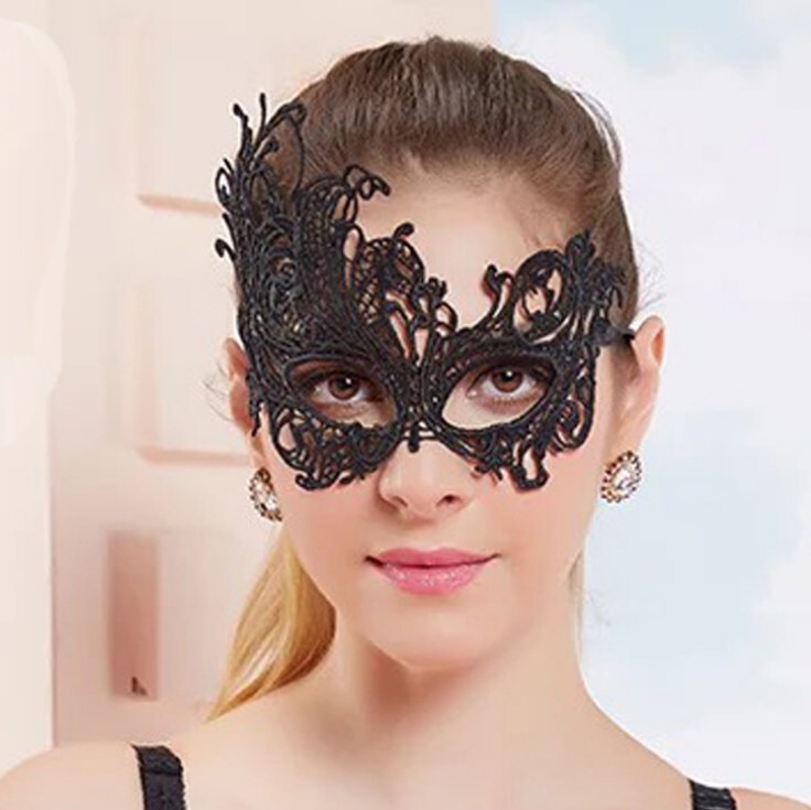 アマゾンの人気化粧舞踏会パーティーの箔押しレースマスク女性ハロウィーン半顔レースマスクアイマスク|undefined