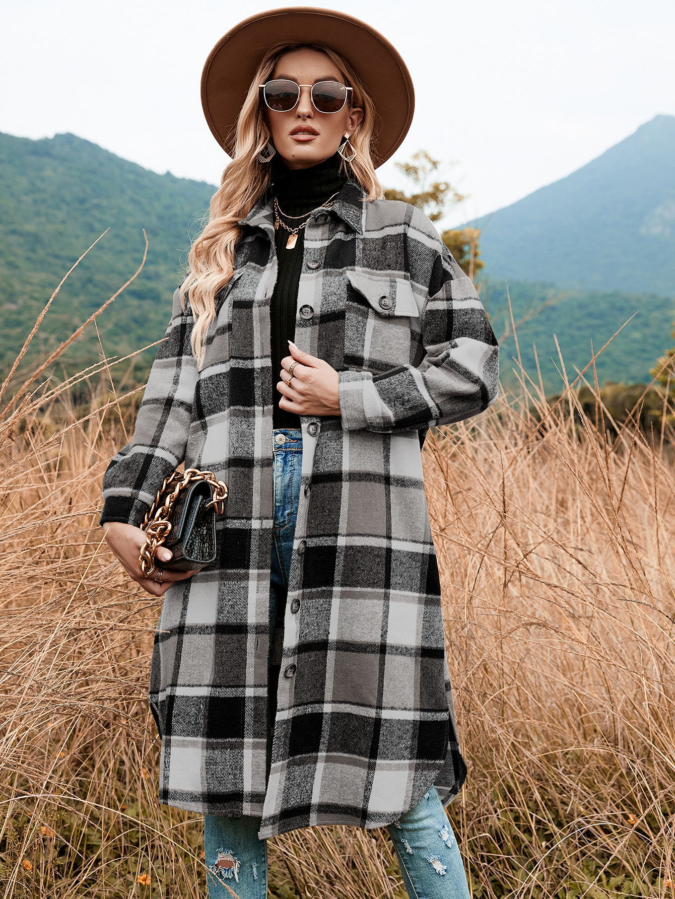 2022 autumn and winter European and American temperament windbreaker coat side slit lapel loose woolen plaid shirt coat in stock_voghion.com