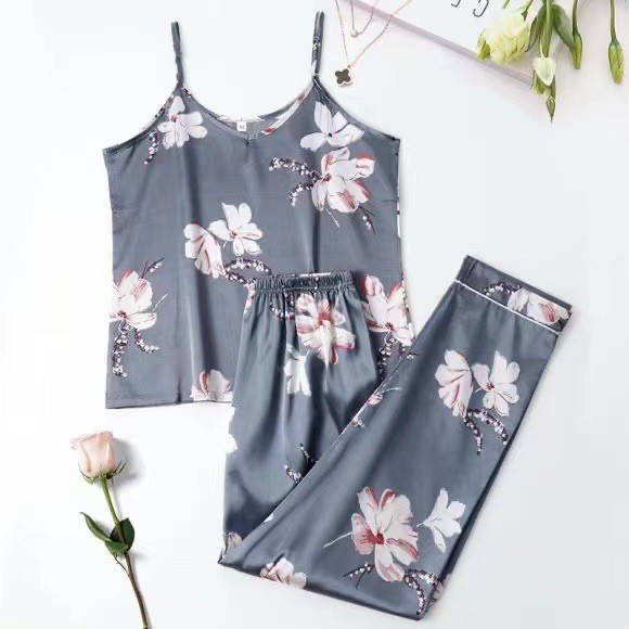 Summer Women's Sexy Sweet Cute Sexy Silk Sling Trousers Home Clothes Two-piece Suit Home Clothes