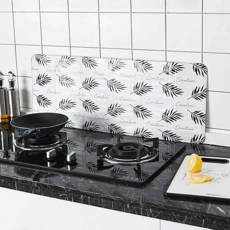 Nordic Kitchen Aluminum Foil Baffle Plate Gas Stove Heat Insulation Board Household Cooking Oil Splash Baffle Aluminum Film Oil Barrier