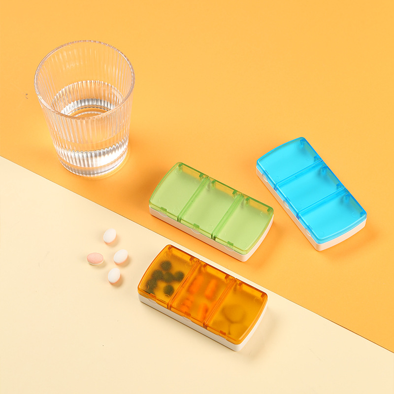Creative mini pill box 3-compartment pill box sub-packaging box morning, middle and evening portable plastic small pill box spot