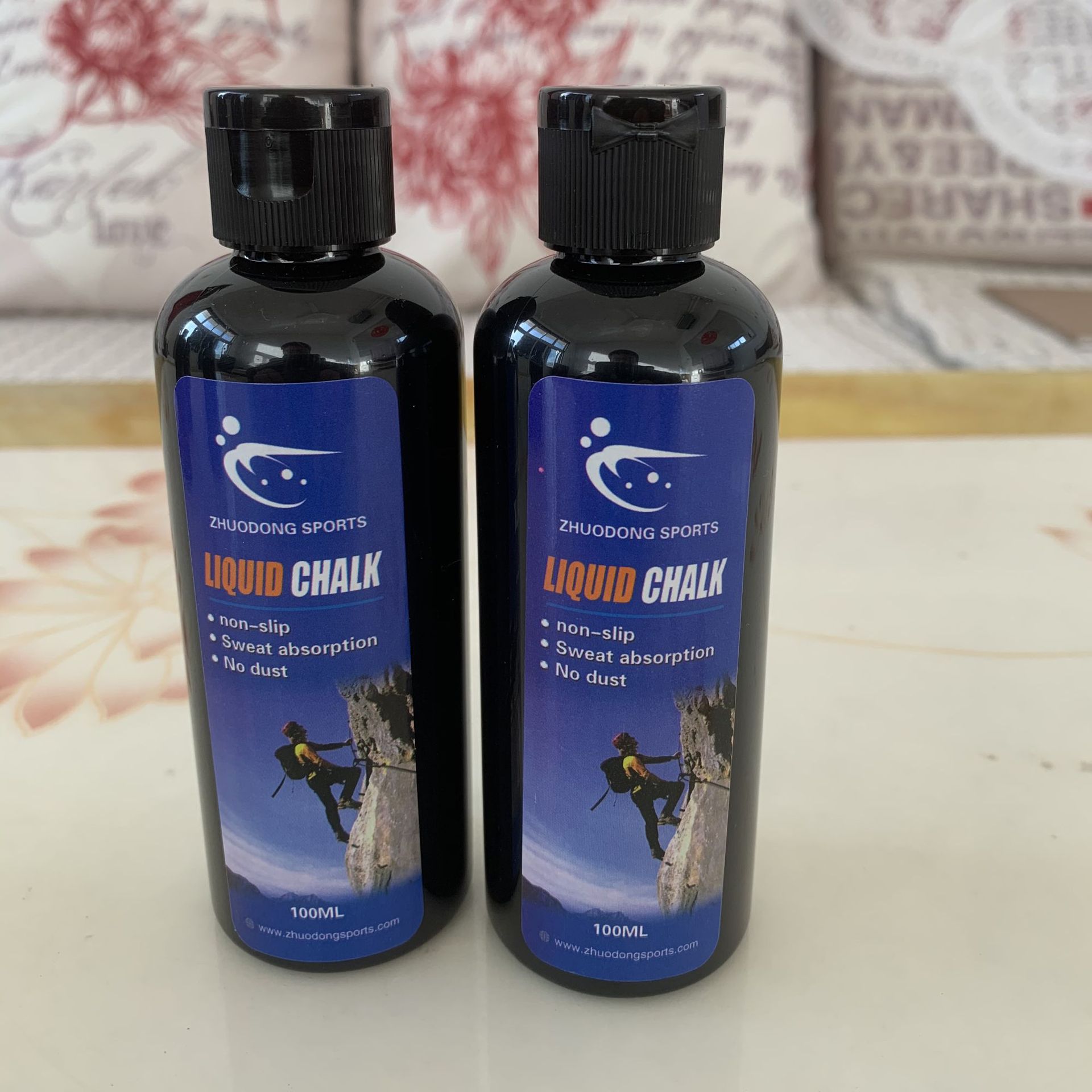 Paste liquid antiperspirant anti-slip powder fitness liquid anti-slip powder weightlifting hard pull-up sports magnesium powder