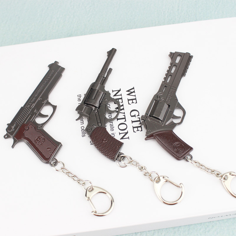 Jedi Survival Eating Chicken Peripheral Keychain Revolver Weapon Model Pendant P92 R45 R1895 Wholesale