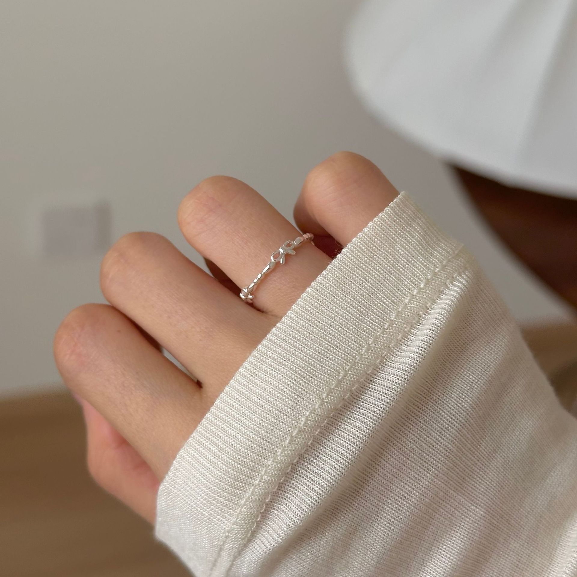 Sterling Sëlwer Schleifenring Damen Einfache Séiss Léif Dame Elegant Klengen Distinguéierten Oppene Ring 0020_voghion.com