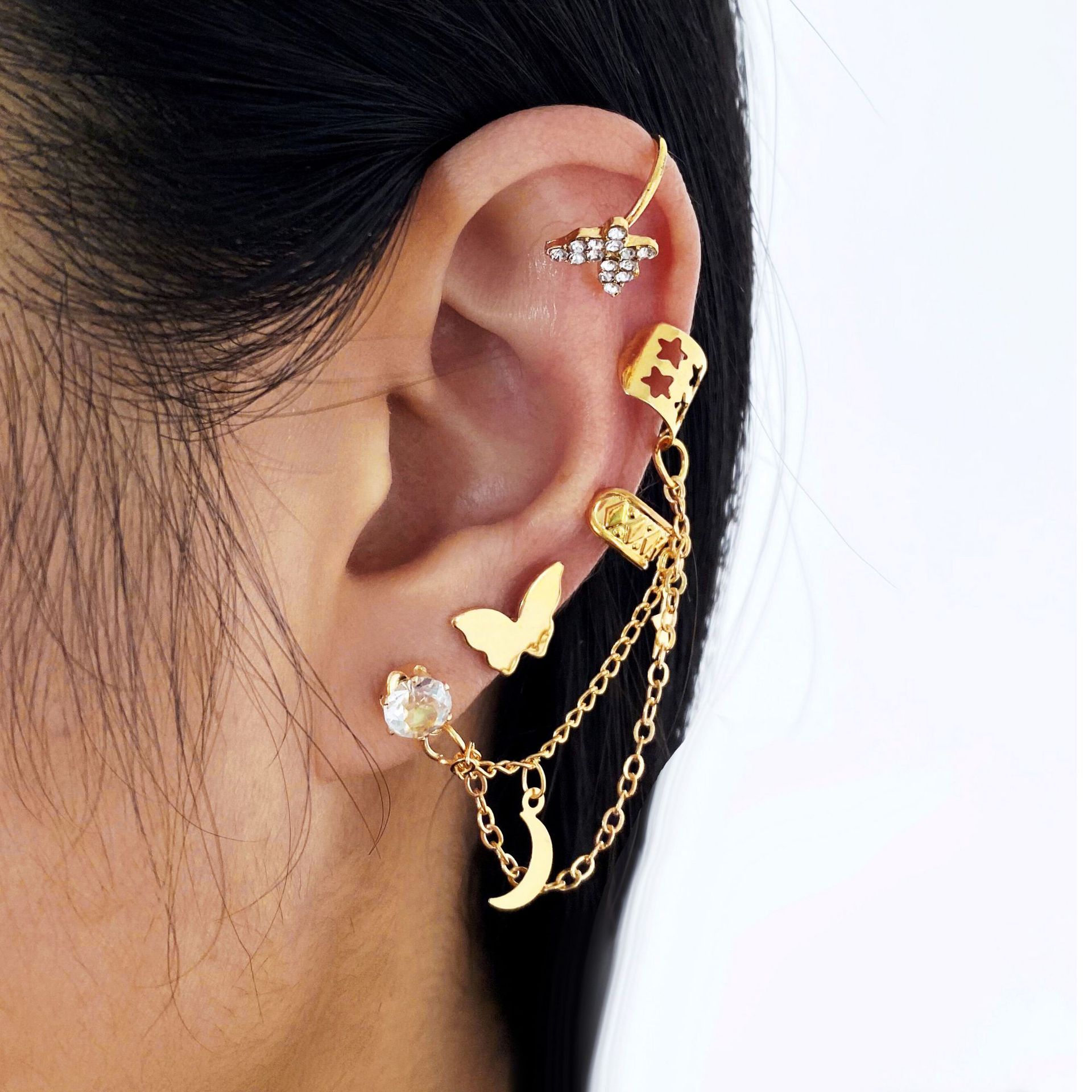 Ensemble de 4 nouveaux clips d'oreille papillon entièrement en diamant, clip d'oreille créatif personnalisé en forme d'étoile dorée et de lune de type C_voghion.com