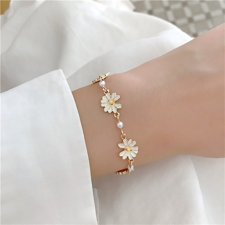 ins Cool Style Alloy Flower Bracelet Japanese and Korean Style Elegant Daily Wear Lady Daisy Bracelet for Women