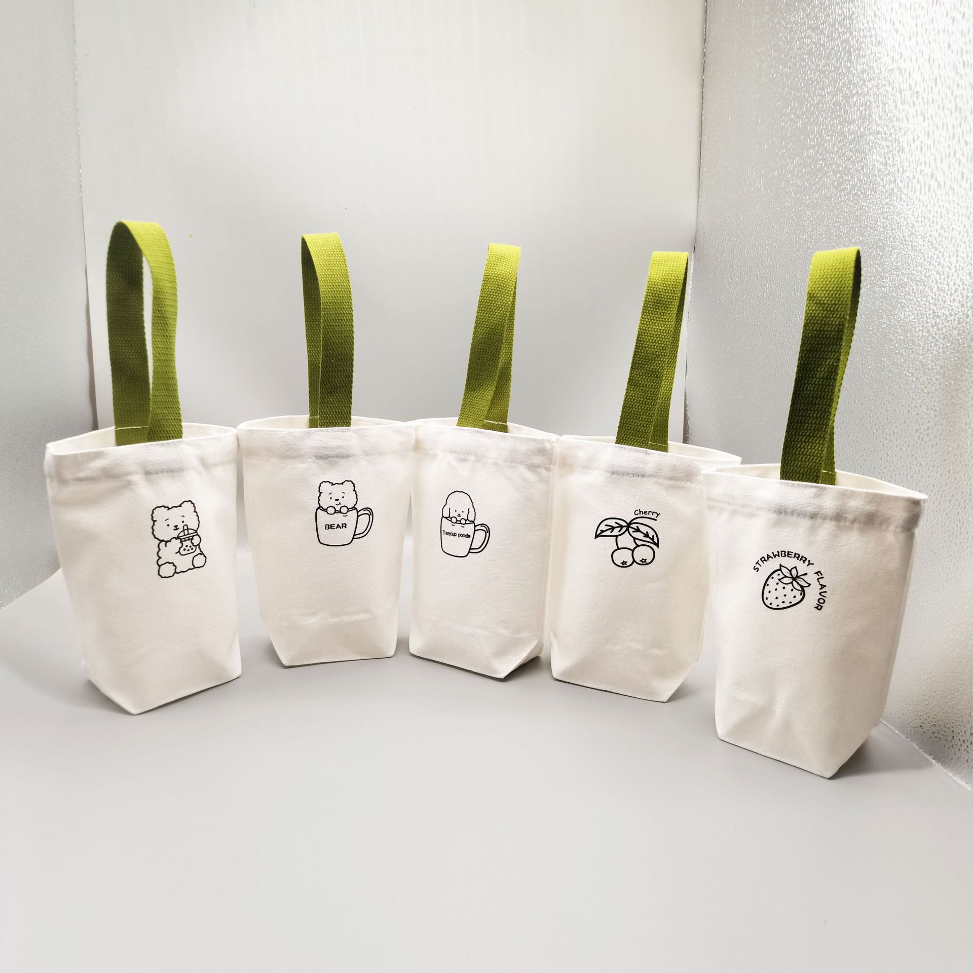 Cute Cartoon Milk Tea Canvas Bag for Going Out Coffee Non-Cup Handbag ins Student Durable Thermal Insulation Cup Cover Handbag