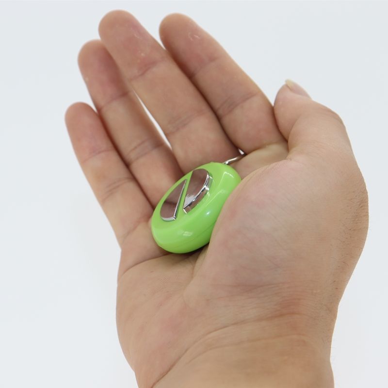 Handshaking treasure trick toy spoof spoof spoof toy trick Fool's Day electric shock hand gripper