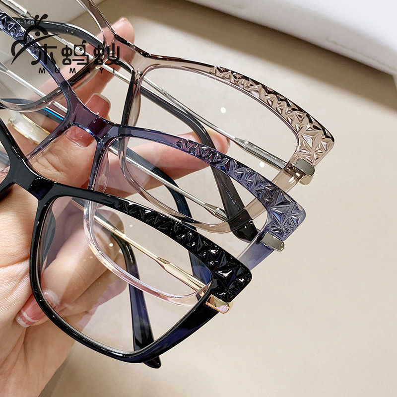 TR7564 trendy new TR90 flat mirror European and American fashion all-match Anti-blue light glasses with short-sighted Spring feet