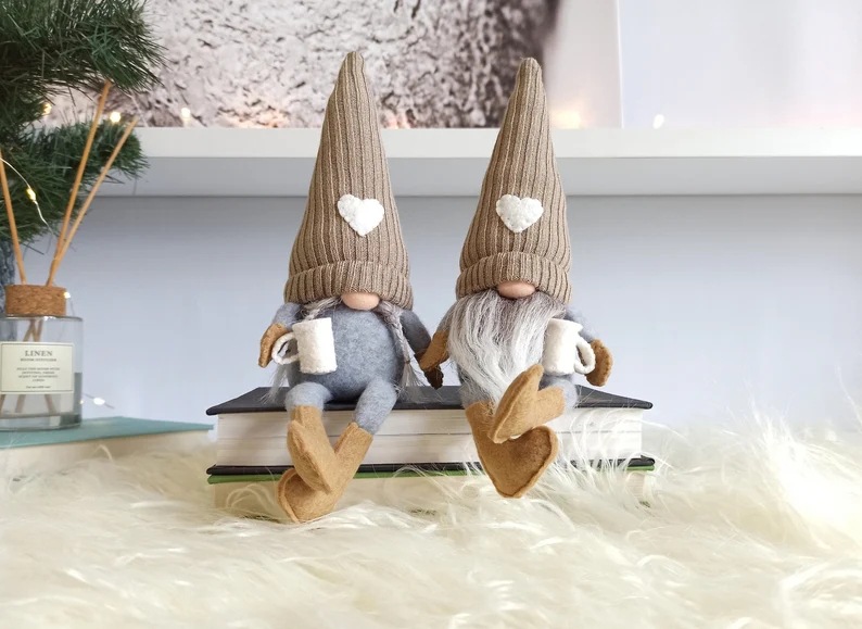 Cross-border Independent Station Knitted Faceless Doll Hanging Legs Hand Grinding Coffee Christmas Holiday Decorations Home Daily Decoration