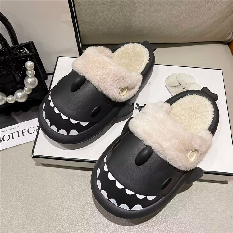 2023 new cotton slippers couple removable and washable liner indoor warm cute shark autumn and winter female fleece-lined