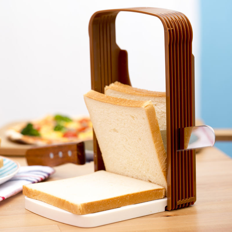 Toast bread slicer brown bread slicing rack toast household bread cutting sharpener baking tool
