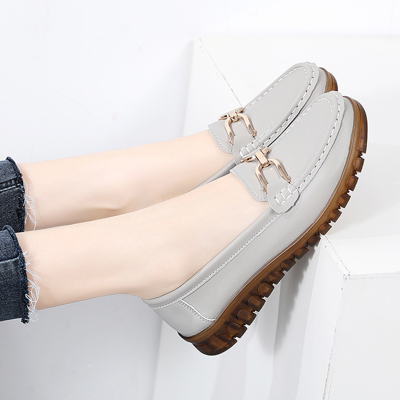 Весна 2023 новые женские одиночные туфли Bean Shoes в Корейском стиле с металлическими ножками белые туфли для мам Пригородные туфли с мягкой поверхностью и мягкой подошвой