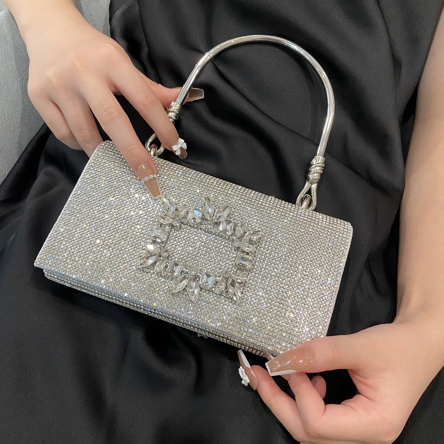 New cross-border fashionable light luxury evening handbag bar KTV water drill bag socialite evening dress bag wedding banquet evening bag