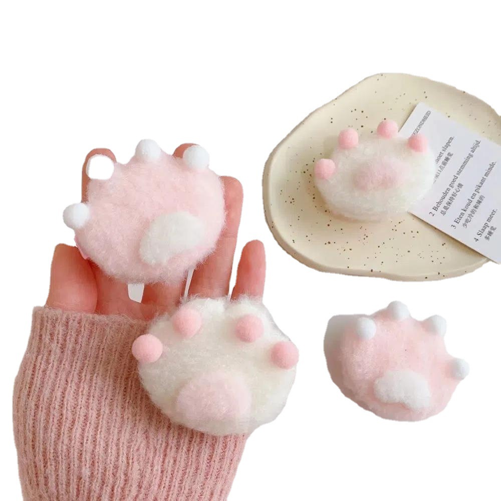 Plush cat claw cartoon bear paw handmade diy accessories scarf hat hairpin jewelry wool brooch material wholesale