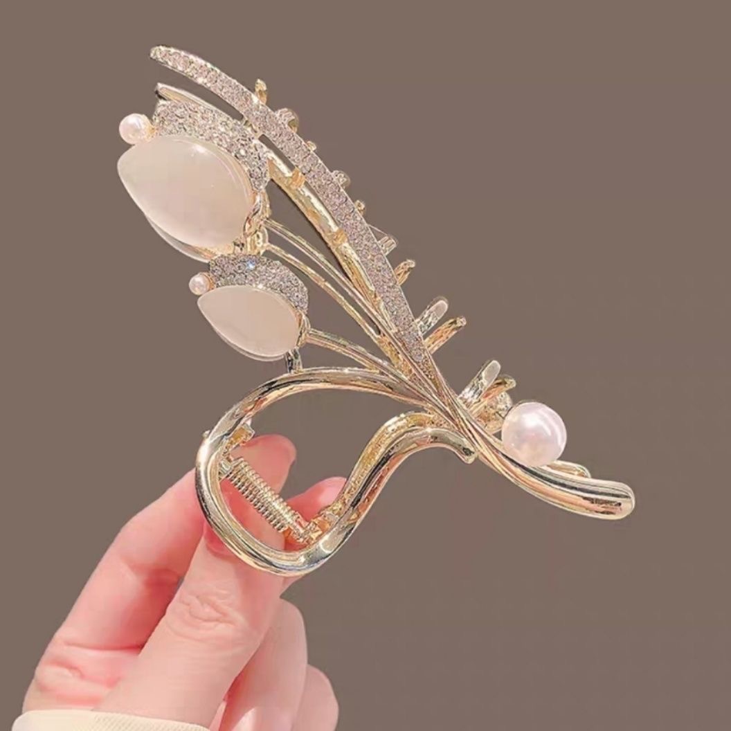 New Cat's Eye Stone Tulip Grab Clip Elegant Elegant Shark Clip High-class One-word Back of Head Large Hair Clip_voghion.com