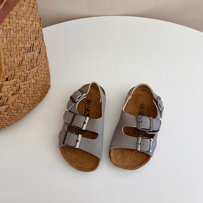 2023 Summer new children's Roman sandals Korean style boys and girls soft wooden bottom beach shoes baby Velcro parent-child