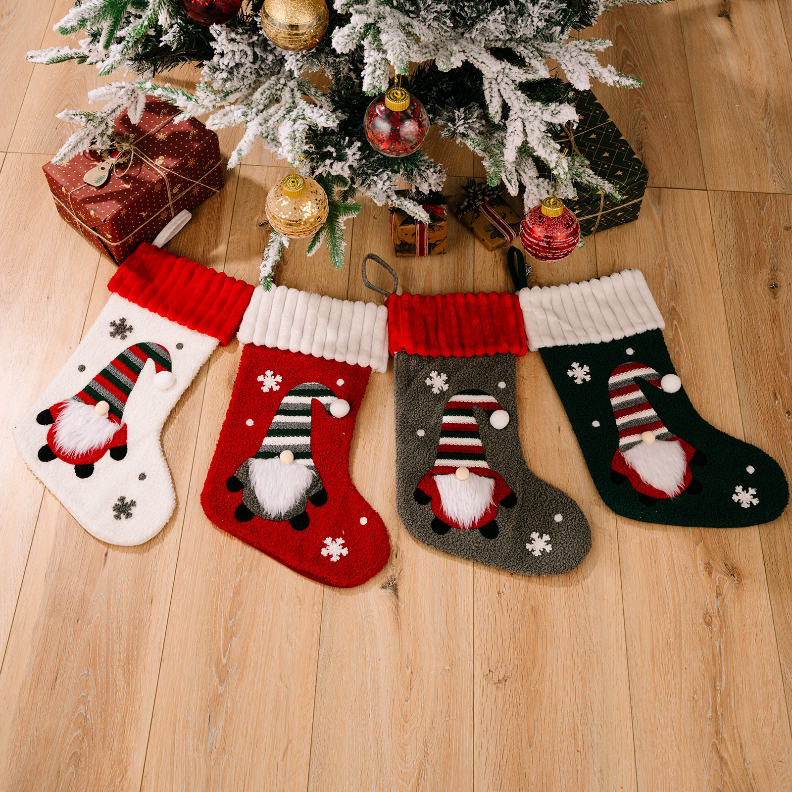 Christmas decoration supplies Rudolf Christmas socks faceless doll gift bag cartoon Christmas socks_voghion.com