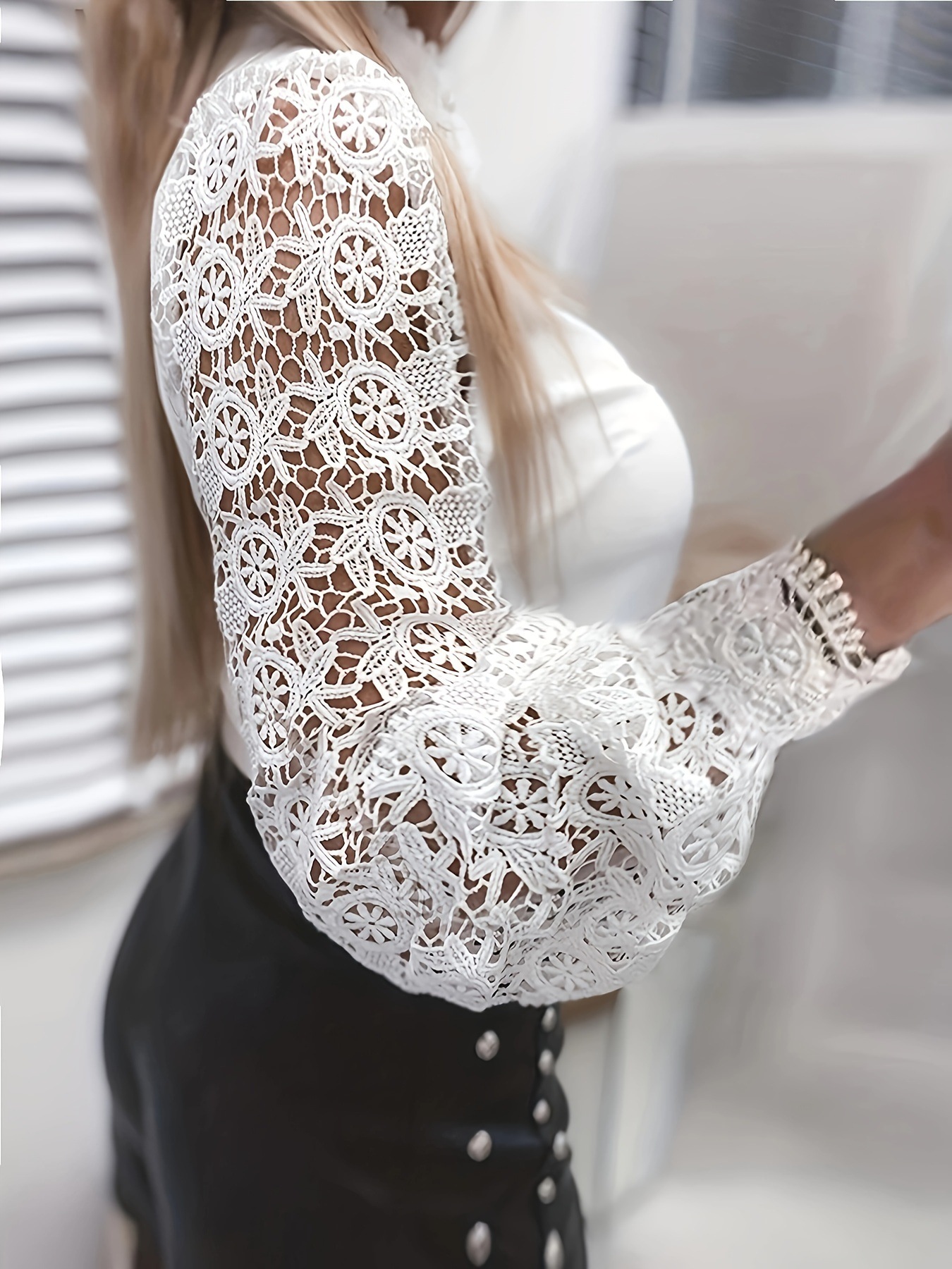 Manufacturer in stock European and American cross-border Amazon autumn and winter new women's shirt long sleeve round neck hollow lace shirt