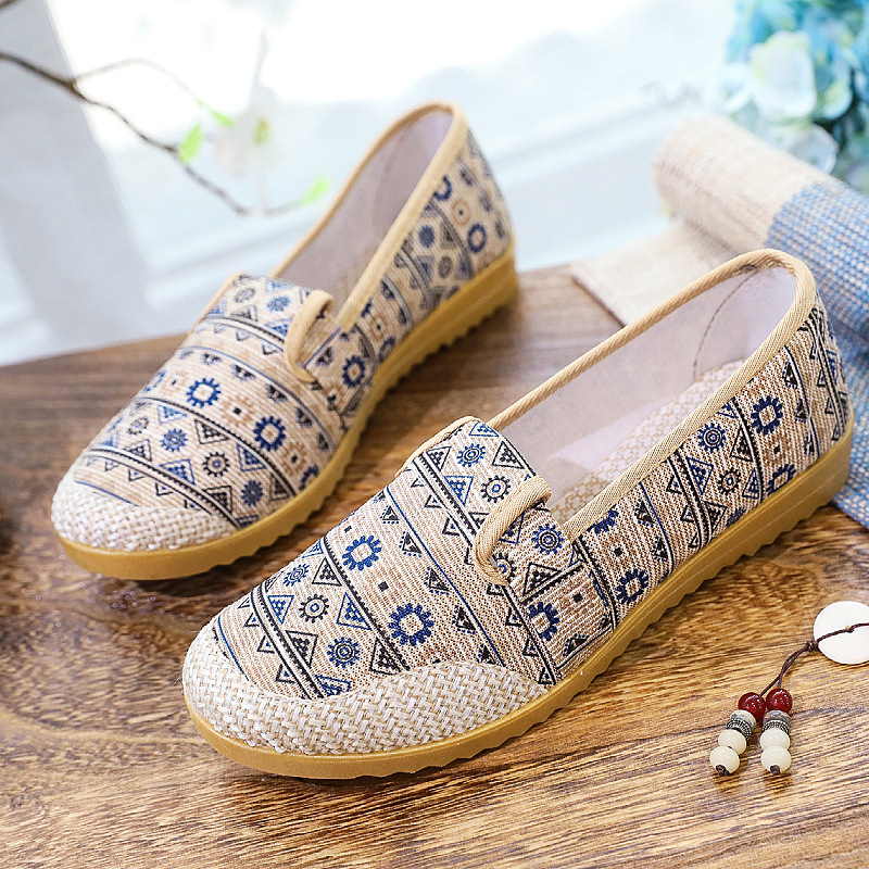 Spring and Autumn New Beijing Old Cloth Shoes Women's Canvas Shoes Fashion Trendy All-match Slip-on Anti-slip Beef Bottom Comfortable