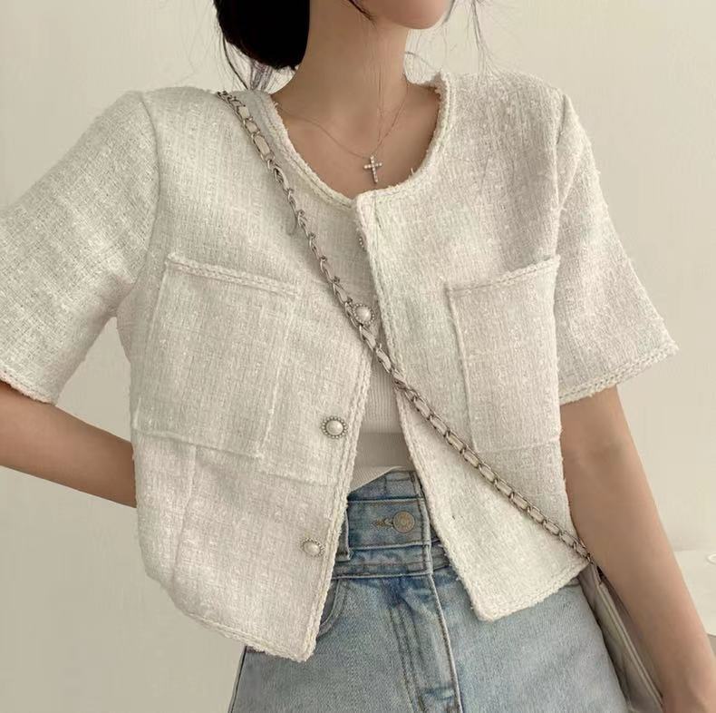 Koreanesche Chic Summer Einfach Elegant Ronn Ausschnëtt Locker Kant Perl Eenzelknäppt Duebeltasch Tweed Kuerzmantel_voghion.com