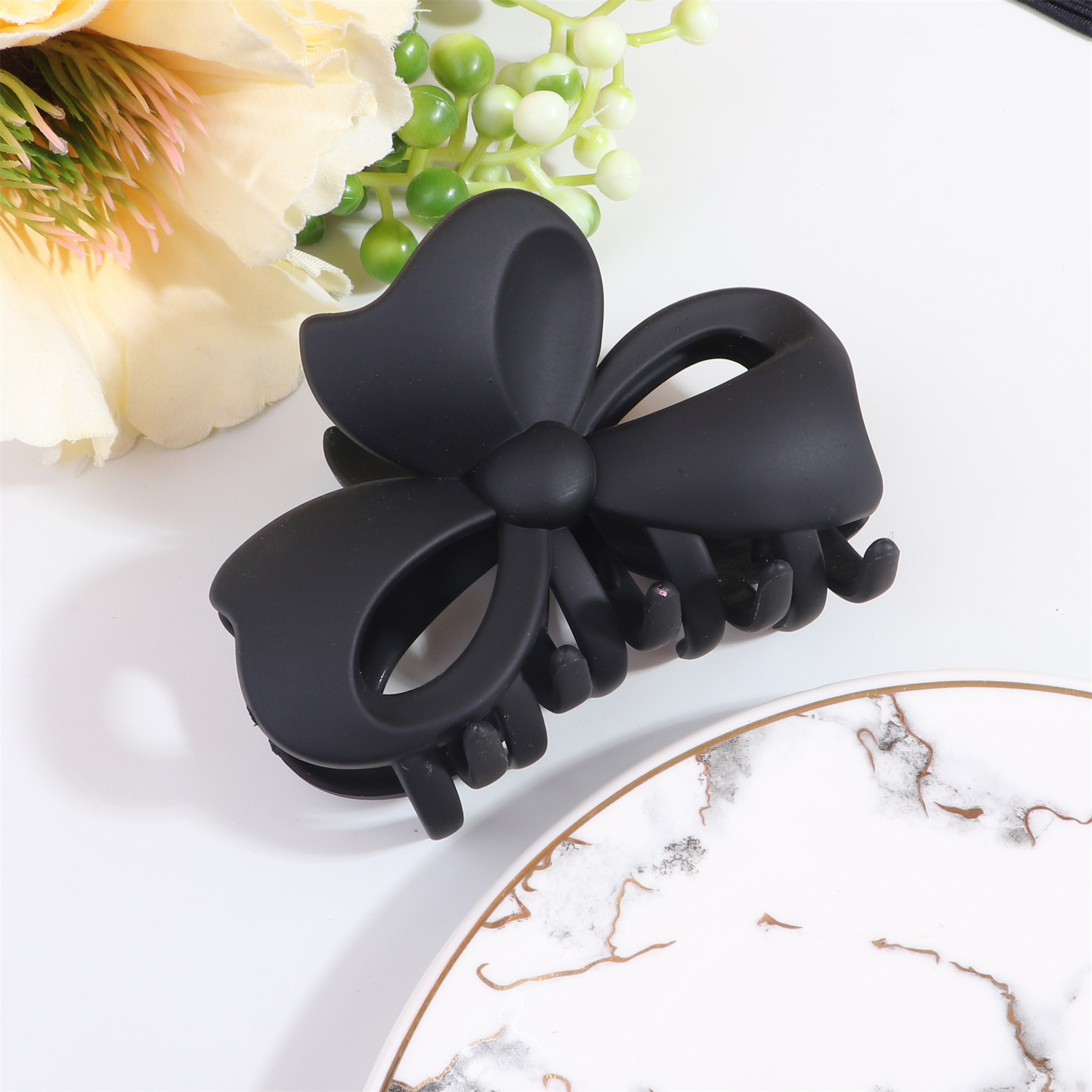 Grenzüberschreitende Haarspange für Damen mit Fliege, matt, schlicht, Haifisch-Clip hinten, Haarnadel, hochwertiges Haar-Accessoire_voghion.com