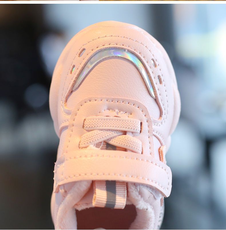 Winter men's and women's baby cotton shoes 0-3 years old children's leather baby toddler shoes plus velvet sneakers a generation of hair