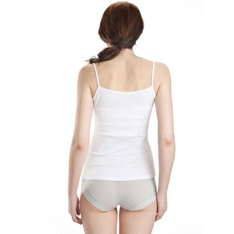 The new ladies modal camisole with thin black and white students can wear bottoming shirt generation wholesale