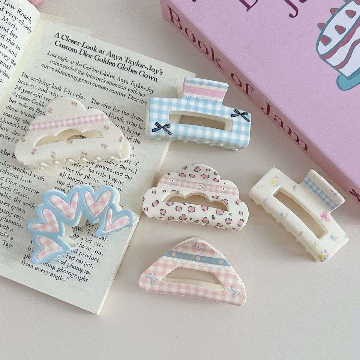 Seria Cream Girl Floral Plaid Bow Grab Clip Akrylowa spinka Shark z tyłu głowy Dysk Spinka do włosów Akcesoria do włosów_voghion.com
