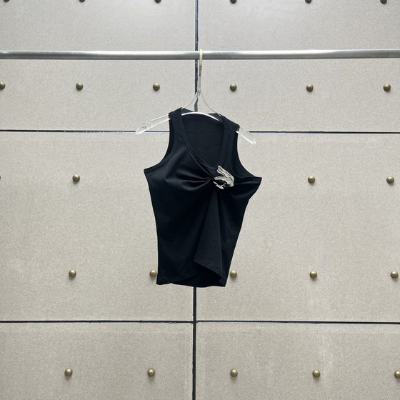 2023 Winter round collar sleeveless pleated OK gesture decoration slimming versatile American vest