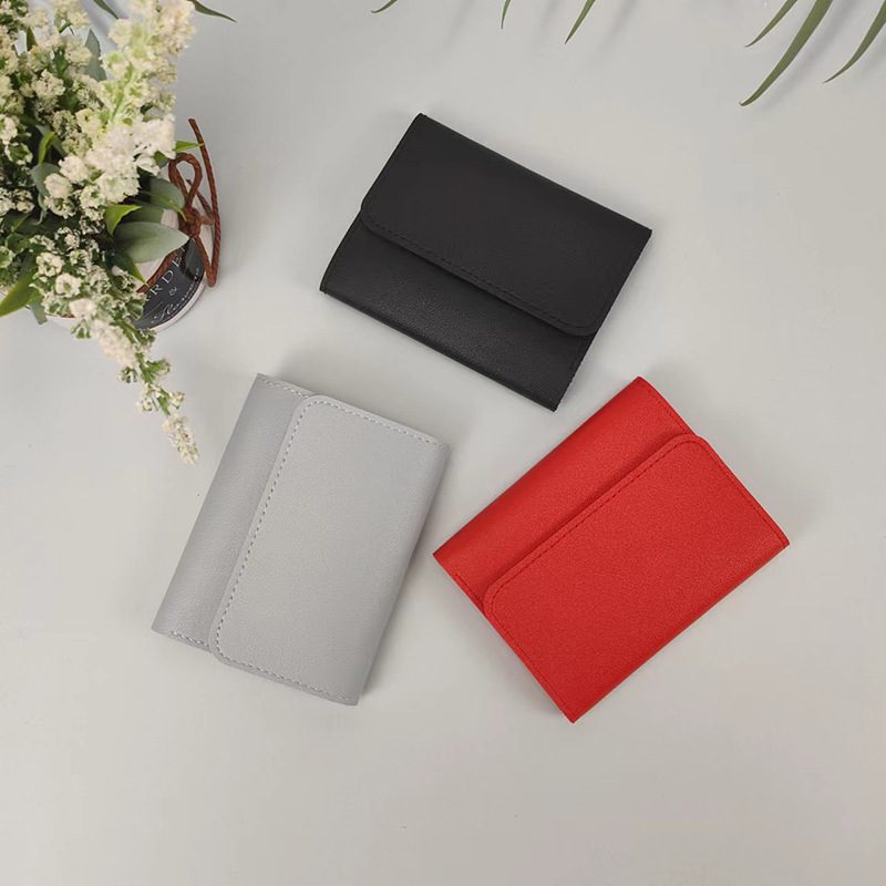 Simple Short Women's Wallet Student Ticket Clip Multi-function Card Bag Change 30% Fold Ultra-thin Gloss Wallet_voghion.com