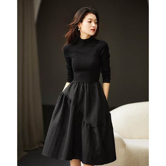2024 autumn and winter new texture material knitted autumn and winter long sleeve small black dress slimming wool pettiskirt dress