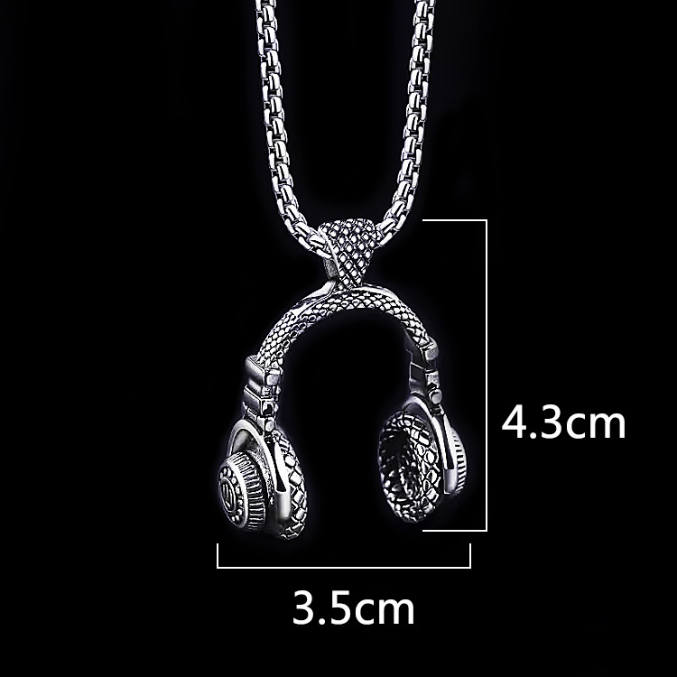 Europe and the United States cross-border explosions rock music headphones pendant necklace jewelry men hip-hop titanium steel long sweater chain wholesale