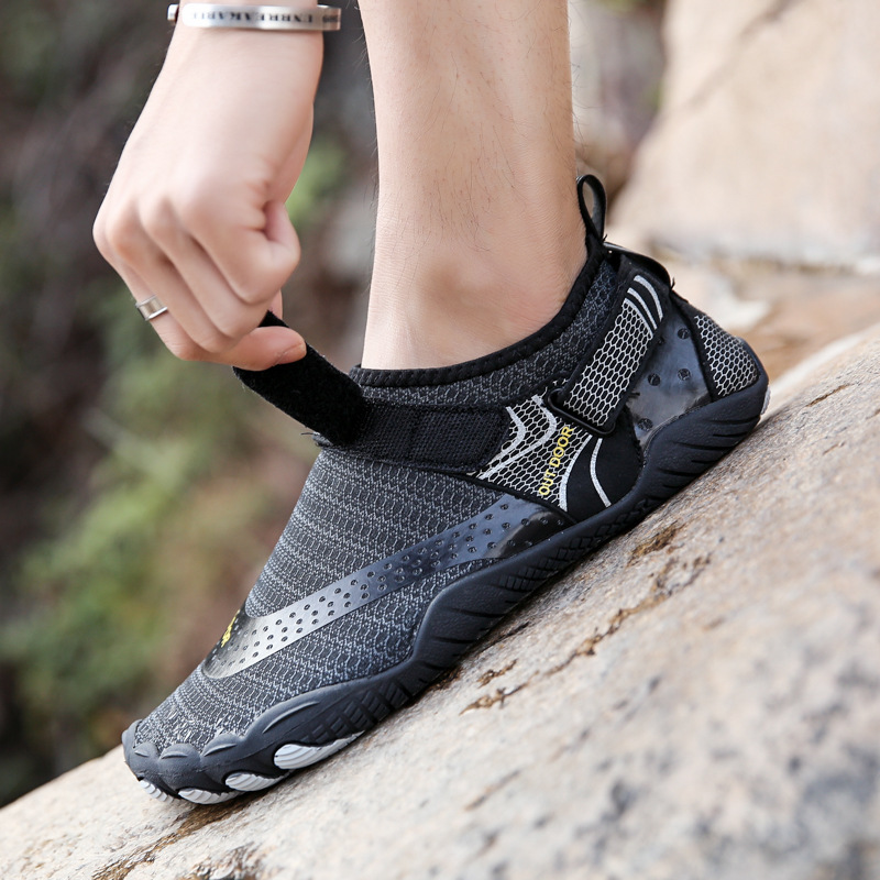 Outdoor upstream shoes wading beach shoes barefoot diving water skiing shoes swimming fitness riding mountaineering five-finger shoes