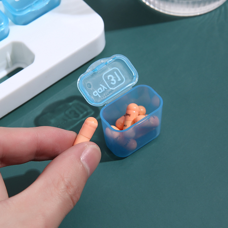 Portable 31-grid Keyboard Small Pill Box Independent Storage Medicine Box Digital Pill Transparent Home Pill Box