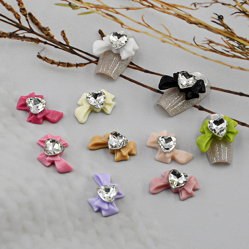 Explosive Dragon heart resin bow love diamond ornaments mixed beautiful girl nails diy accessories nail jewelry wholesale