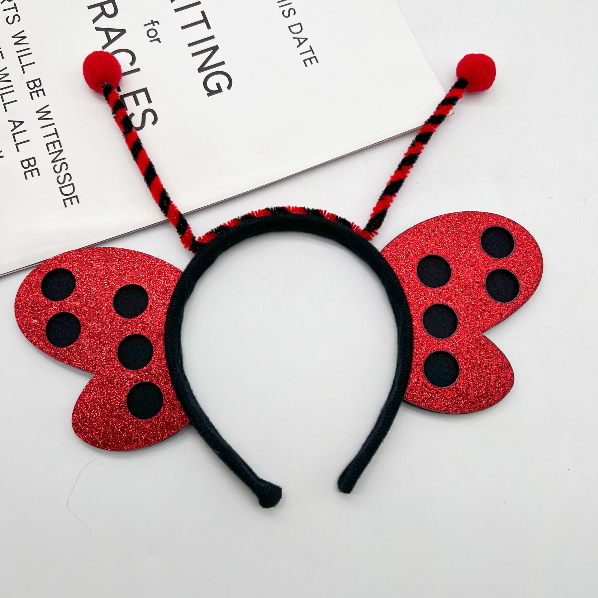 Ins Children's Day June 1 Halloween Cute Funny Butterfly Bee New Girl's Birthday Insect Headband Hair Accessories