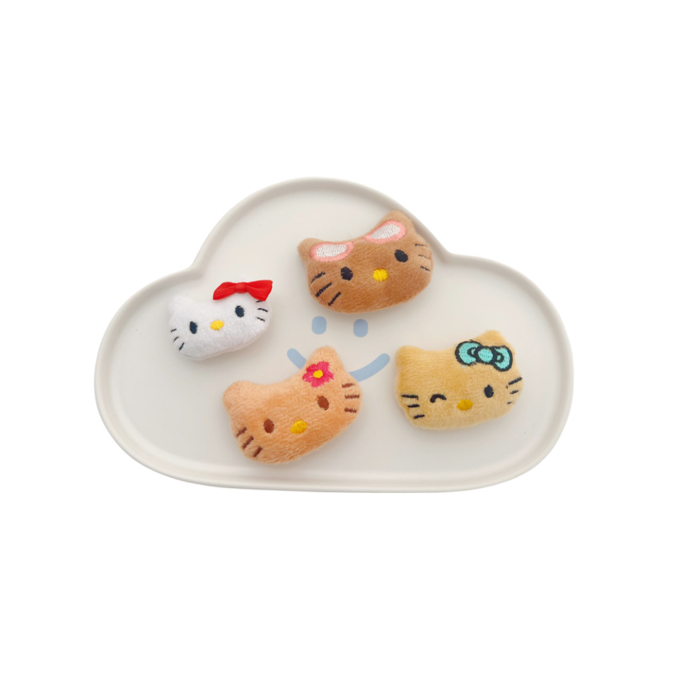 Cartoon plush cute kitten brooch KT cat cat hair accessories hair clip accessories clothes socks diy accessories