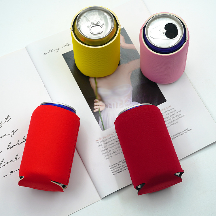 Manufacturers supply diving fabric cup cover insulation Coke cup cover conjoined cans cover promotional diving material cup cover