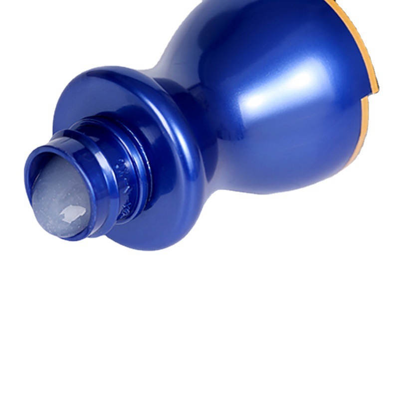 Small blue car cleaning artifact for car scratch paint repair pen repair liquid stain removal scratch repair agent traceless wax