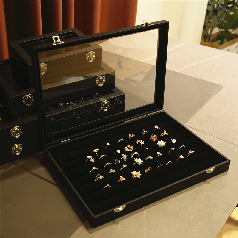 Black Strip Box
