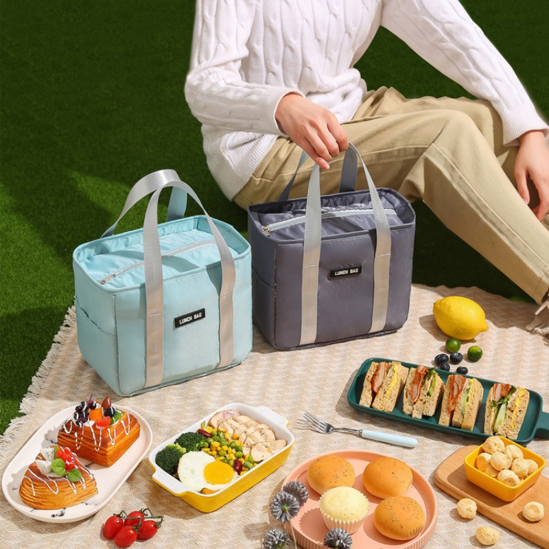 Portable Large Capacity Food Insulation Bag Aluminum Foil Thickened Waterproof Lunch Box Bag Student Lunch Bag Office worker Lunch Bag