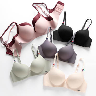 British Ice Silk One-piece Sexy Seamless No Steel Ring Bra Set for Students and Women Gather Adjustable Underwear for Women