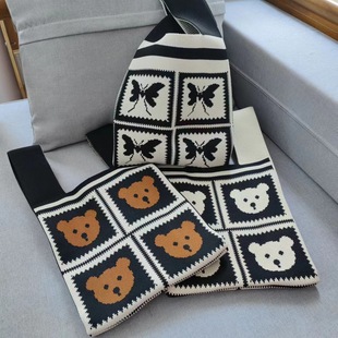 South Korea ins bag Bear handbag knitted bag original niche personalized tote bag open fashion women's bag