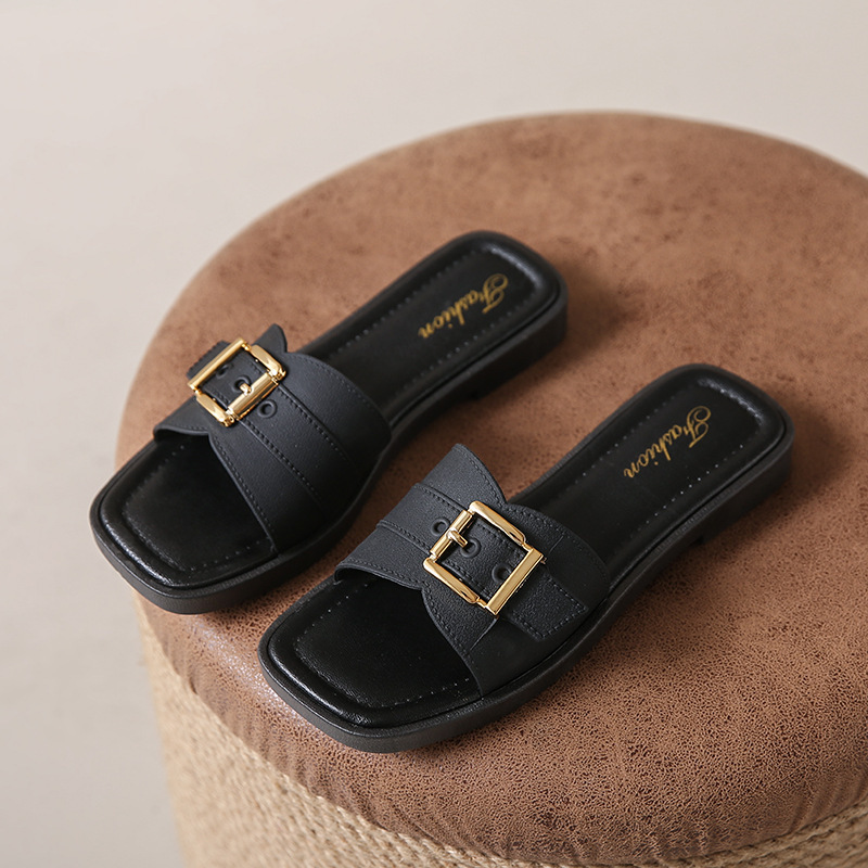 2024 New Slippers Ins Fashionable Outer Wear Shoes Slip-on Comfortable Casual Beach Shoes Flat Sandals