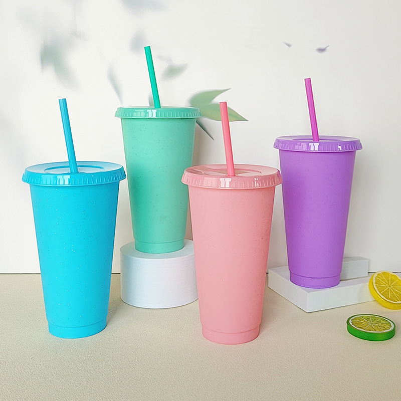 新しいプラスチックストローカップ大容量透明飲料ミルクティーカップ蓋付き創意フラッシュカップ工場卸売り|undefined