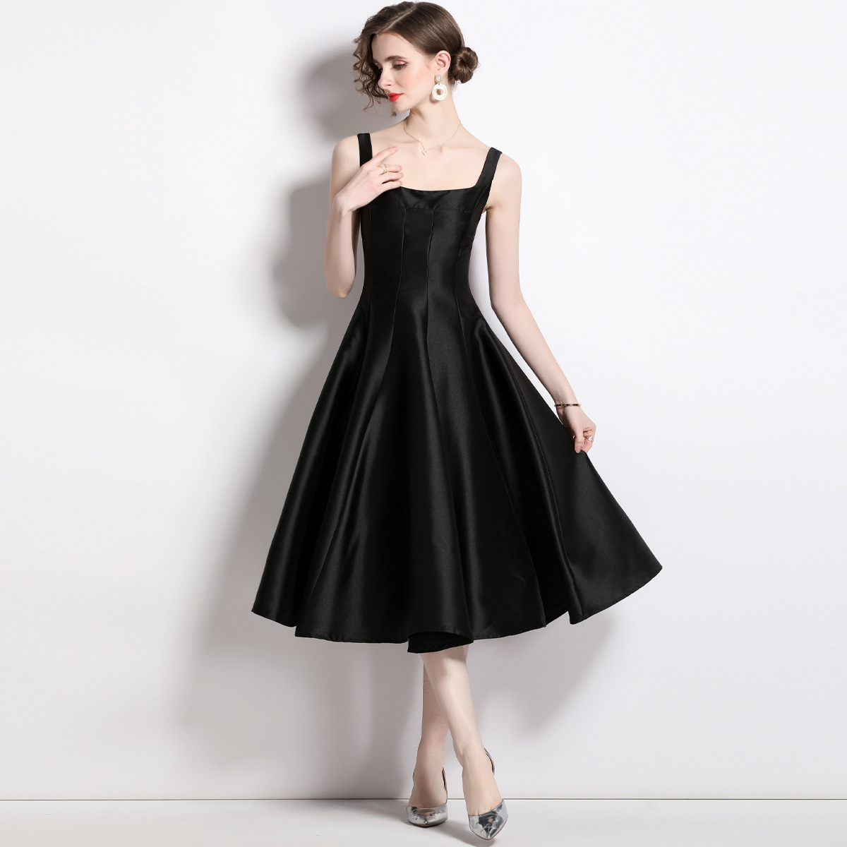 French Hepburn style niche elegant retro sling large hem drape dress pettiskirt dress