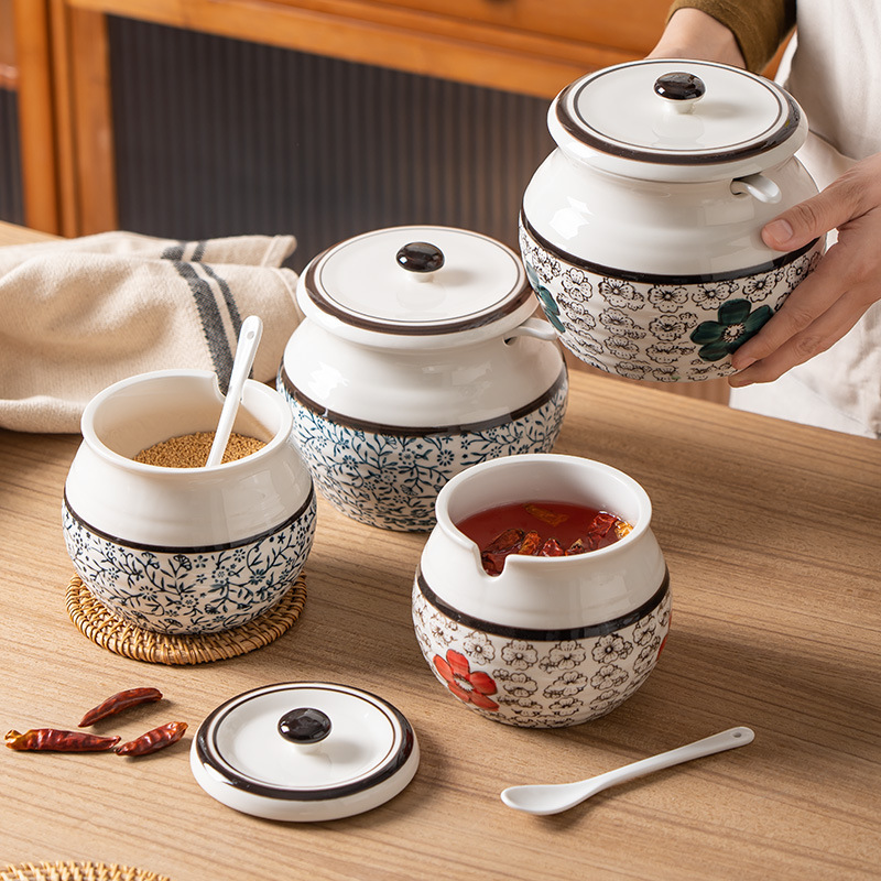 Japanese-style ceramic lard tank household high temperature resistant chili oil tank with lid seasoning tank sugar tank salt tank lard filling wholesale