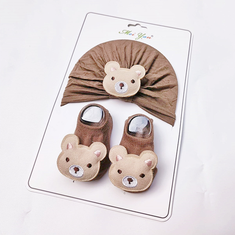 Spring and Summer baby rabbit hat suit children care door tire hat newborn cartoon pullover hat socks