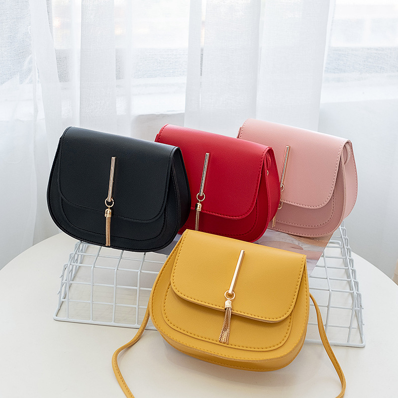 2023 New Arrival Korean Style All-Match One-Shoulder Mobile Phone Bag Trendy Tassel Small Bag Personalized Guangzhou Women's Bag Indonesia